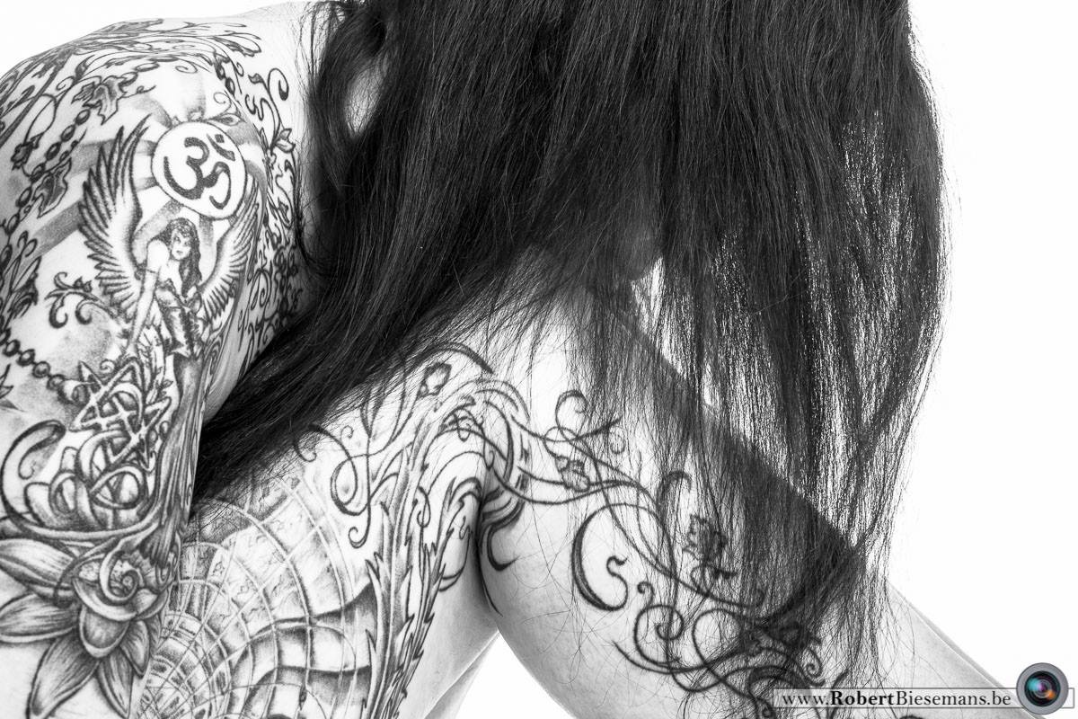 Photgrapher: Robert Biesemans Model: Samira Inked by: tattootanne